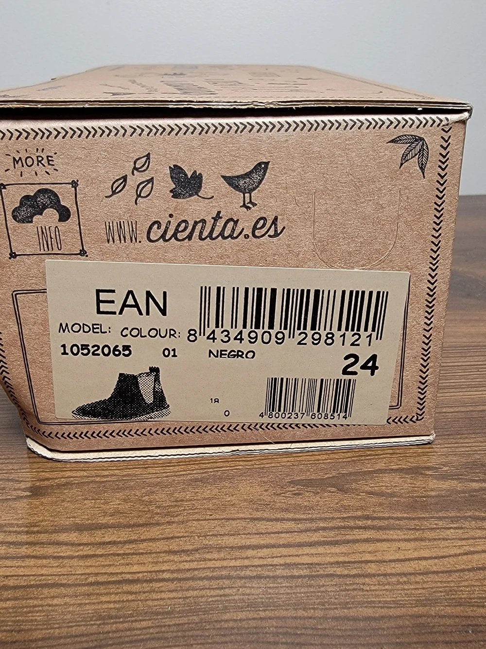 Cienta Kids Black Suede Side-Zip Ankle Boots - Size 7.5 Toddler